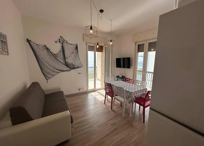 Lejlighed Attico Galilei Fronte Mare By Salentoville *