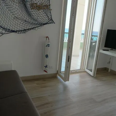 Attico Galilei Fronte Mare By Salentoville شقة